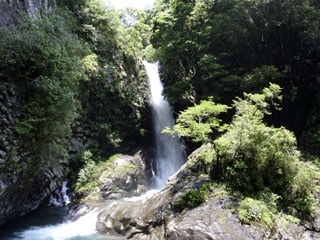 kawazu-water-fall